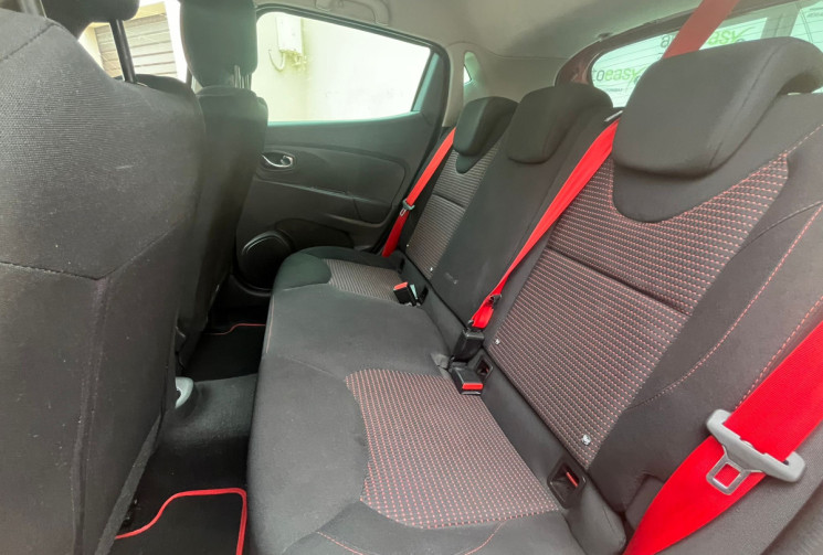 Renault Clio IV RS 1.6 16V Turbo EDC6 200 cv
