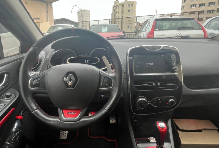 Renault Clio IV RS 1.6 16V Turbo EDC6 200 cv