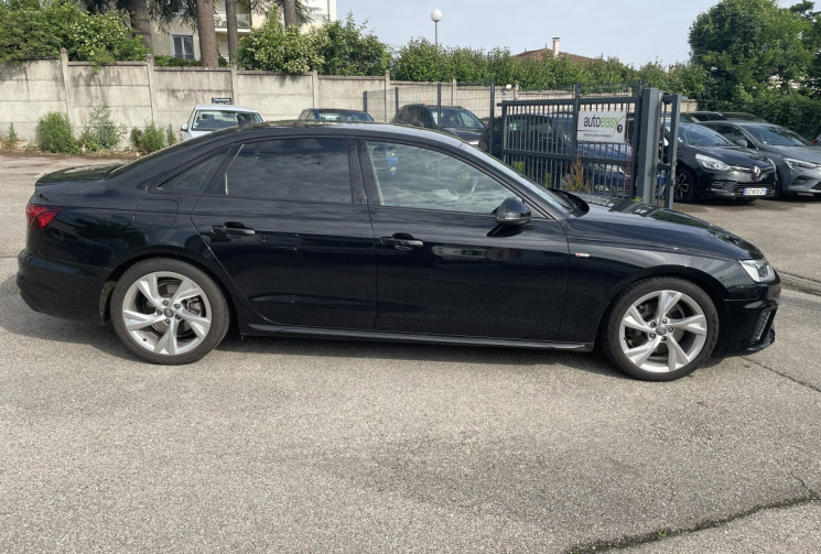 Audi A4 35 TFSI / 150 CH / SLINE / S TRONIC 