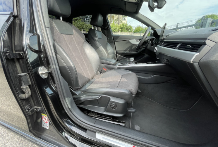 Audi A4 35 TFSI / 150 CH / SLINE / S TRONIC 