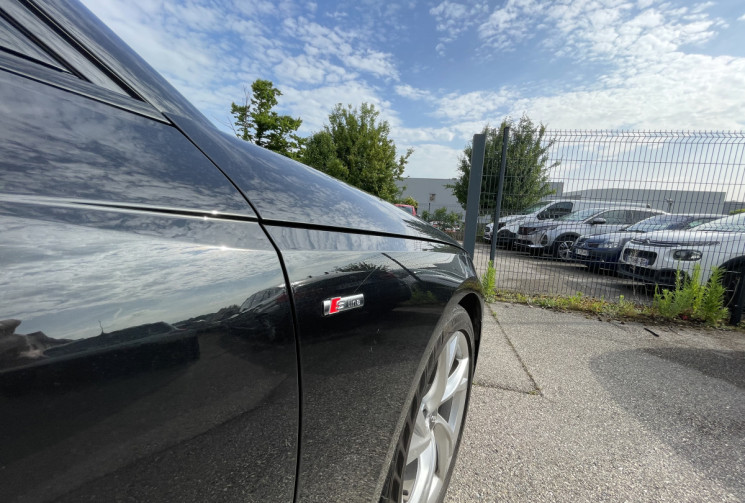 Audi A4 35 TFSI / 150 CH / SLINE / S TRONIC 