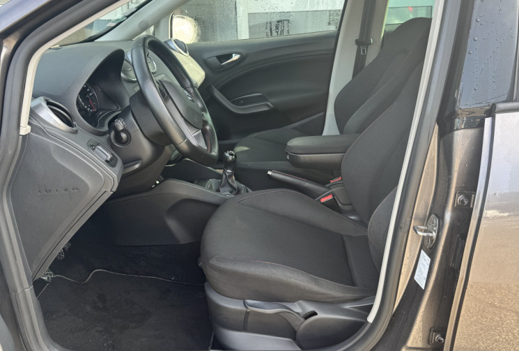 SEAT Ibiza 1.4 Tdi 90 Style business 5 portes