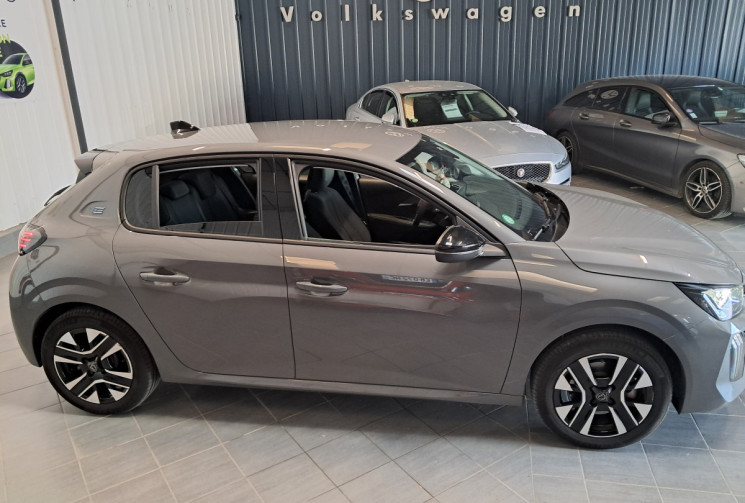 Peugeot 208 ELECTRIQUE 51 kWh 156 ch - Allure - 1ER MAIN - TBE - SUIVI - GTIE -