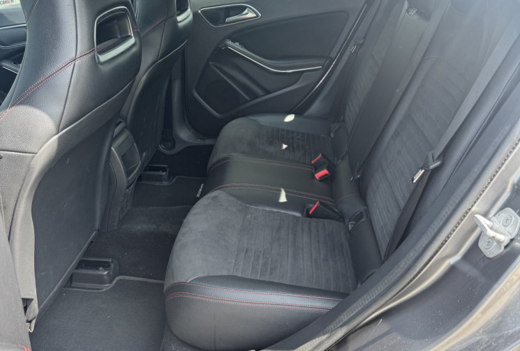 Mercedes CLA 220 CDI Fascination 7G-DCT - Pack AMG