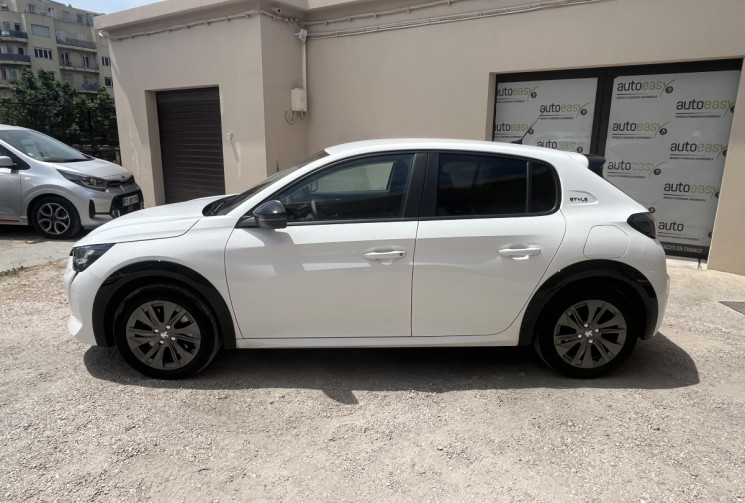Peugeot 208  E-208 STYLE 100kW 136 ch Boîte auto / Entretien Peugeot 