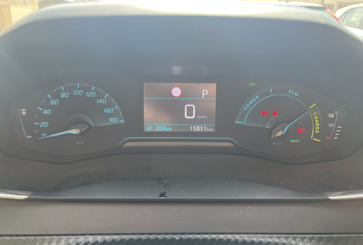 Peugeot 208  E-208 STYLE 100kW 136 ch Boîte auto / Entretien Peugeot 