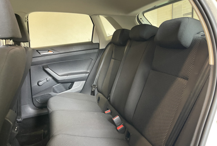 Volkswagen Polo VI 1.0 80ch