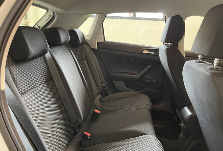 Volkswagen Polo VI 1.0 80ch