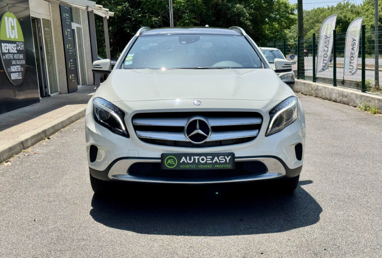 Mercedes GLA 220 CDi 2.1 170 ch 4Matic 7G-DCT / Toit ouvrant / Attelage / Camera / LED / Garantie