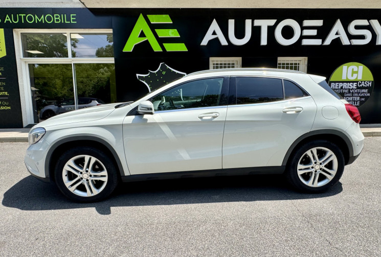 Mercedes GLA 220 CDi 2.1 170 ch 4Matic 7G-DCT / Toit ouvrant / Attelage / Camera / LED / Garantie