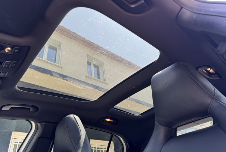 Mercedes GLA 220 CDi 2.1 170 ch 4Matic 7G-DCT / Toit ouvrant / Attelage / Camera / LED / Garantie