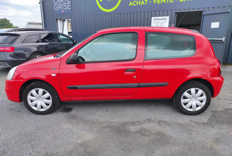 Renault Clio CAMPUS CLIM 1.2 16V 75 CH 45000 KMS !! RÉVISÉE ET GARANTIE