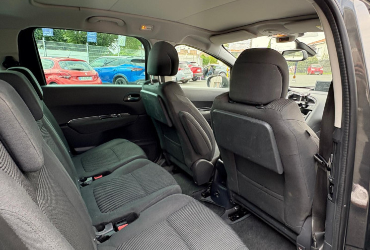 Peugeot 5008 I PHASE 2  1.2  THP 130 STYLE/ GARANTIE 12 MOIS 