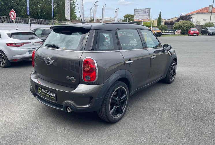 Mini Countryman COOPER 2 SD 2.0 143ch / PACK SPORT/ TOIT OUVRANT/SIEGES CHAUFFANTS.