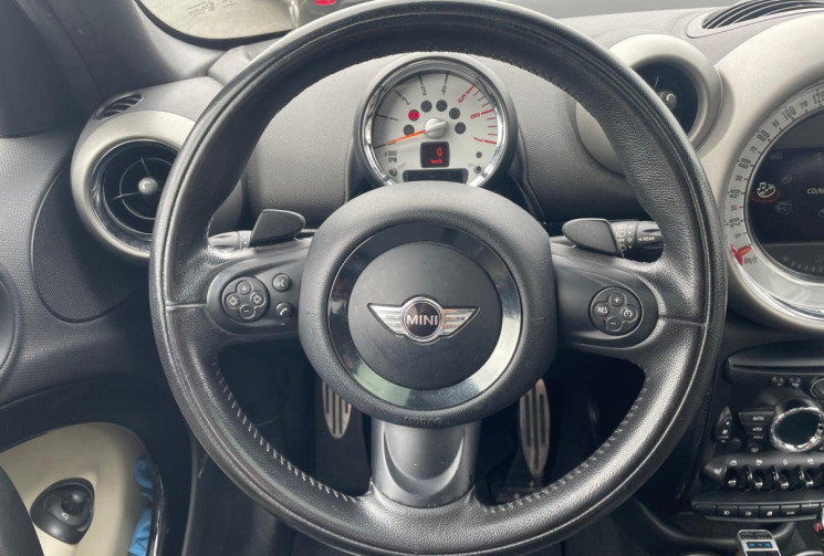 Mini Countryman COOPER 2 SD 2.0 143ch / PACK SPORT/ TOIT OUVRANT/SIEGES CHAUFFANTS.