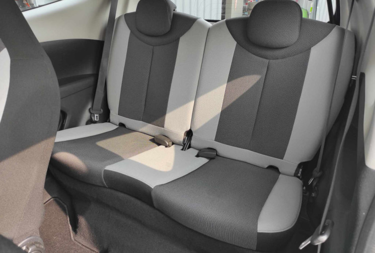 Toyota Aygo 1.0 VVT-i 69 CH 1ERE MAIN