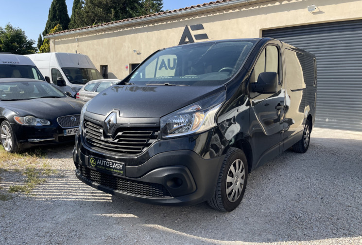 Renault Trafic III (F82) L1H1 1000 1.6 dCi 95ch 6 PLACES Cabine Approfondie Grand Confort Euro6