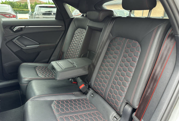 Audi RS Q3 Sportback 2.5 TFSI 400 ch quattro S tronic 7/ Garantie Audi 04/2027 / IMMAT FR
