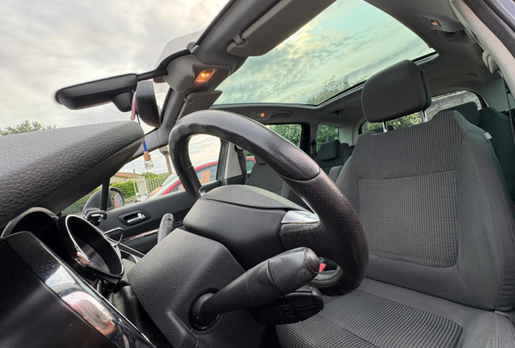Peugeot 5008 I PHASE 2  1.2  THP 130 STYLE/ GARANTIE 12 MOIS 