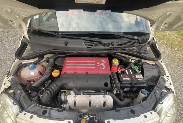 Abarth 500 1.4 Turbo T-Jet 135ch
