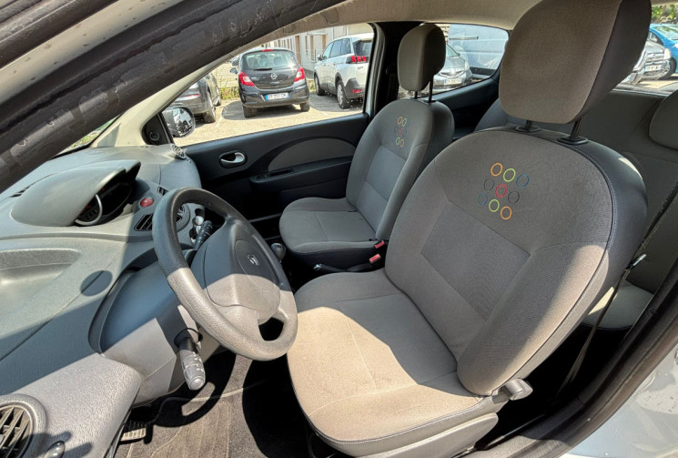 Renault Twingo 1.2 Authentique 75 ch clim distrib ok 