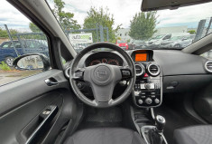 Opel Corsa 1.4 Cosmo 90 ch clim