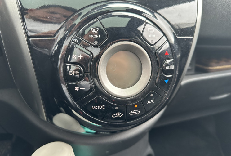 Nissan Micra IV 1.2 DIG-S 98 Lolita Lempicka