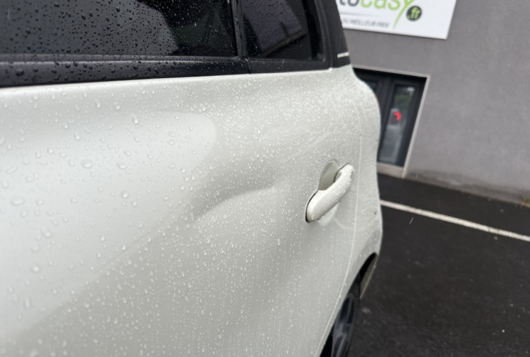 Nissan Micra IV 1.2 DIG-S 98 Lolita Lempicka