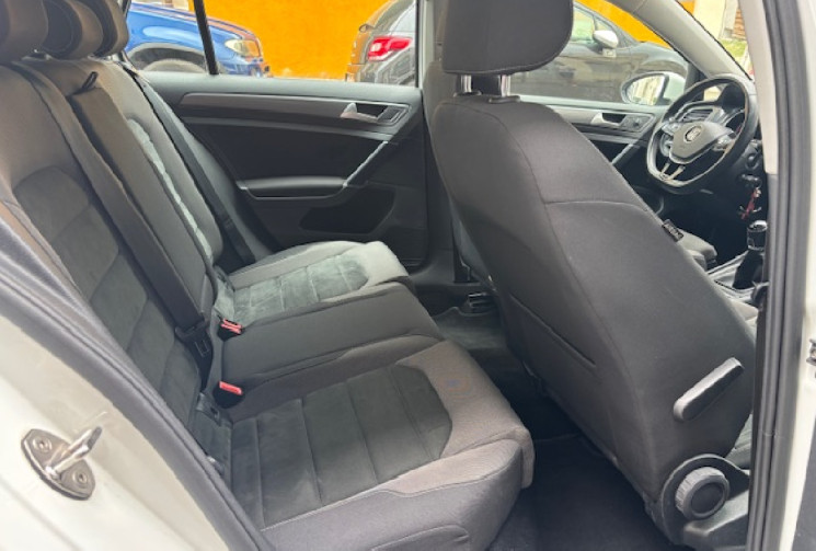 Volkswagen Golf 1.6 TDI 115cv Confortline origine France FEUX LED/SIEGE CHAUFFANT/SIEGE MASSANT/