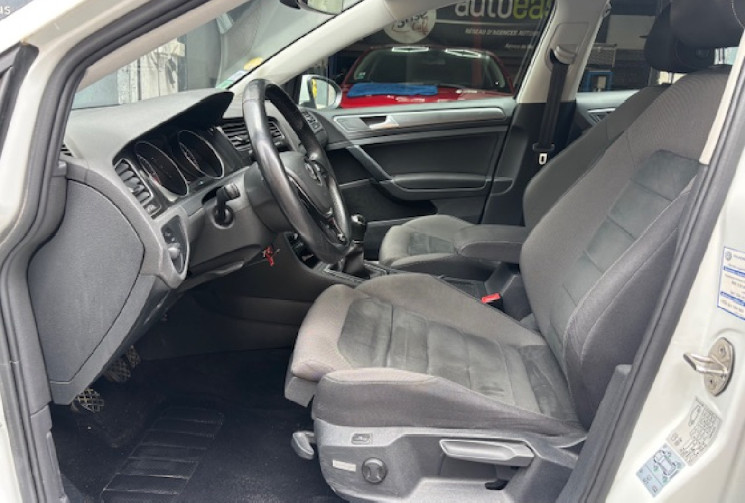 Volkswagen Golf 1.6 TDI 115cv Confortline origine France FEUX LED/SIEGE CHAUFFANT/SIEGE MASSANT/