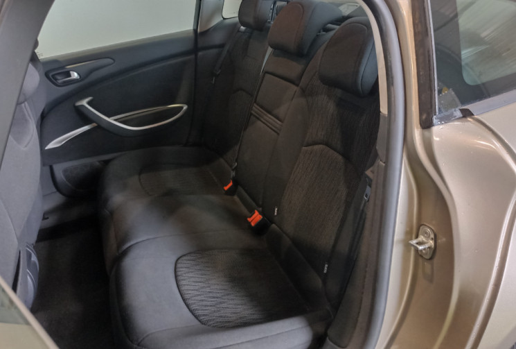 Citroën C5 1.6 HDi 110 FAP Confort – Courroie de distribution effectuée
