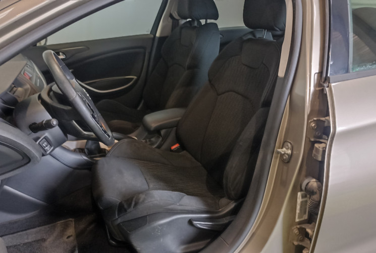 Citroën C5 1.6 HDi 110 FAP Confort – Courroie de distribution effectuée