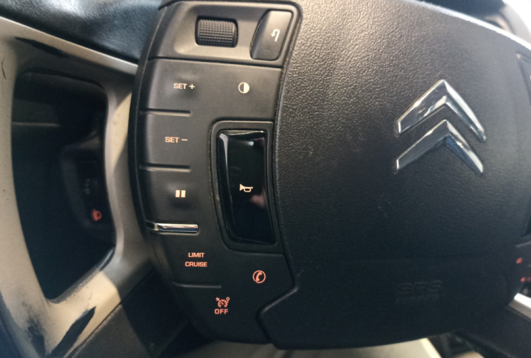 Citroën C5 1.6 HDi 110 FAP Confort – Courroie de distribution effectuée