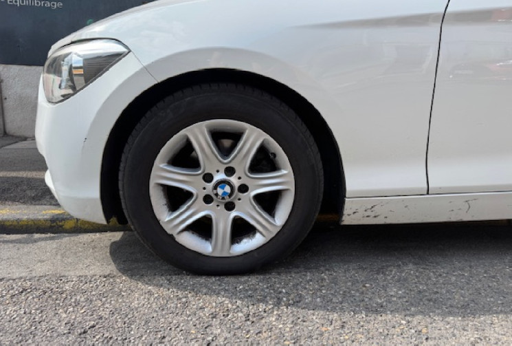 BMW Série 1 116d business 2.0 116cv origine France 3eme main