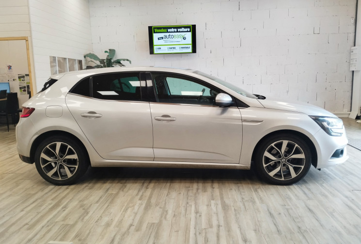 Renault Megane IV Hatchback 1.6 dCi 16V 130 cv INTENS