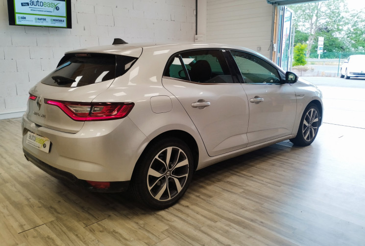 Renault Megane IV Hatchback 1.6 dCi 16V 130 cv INTENS