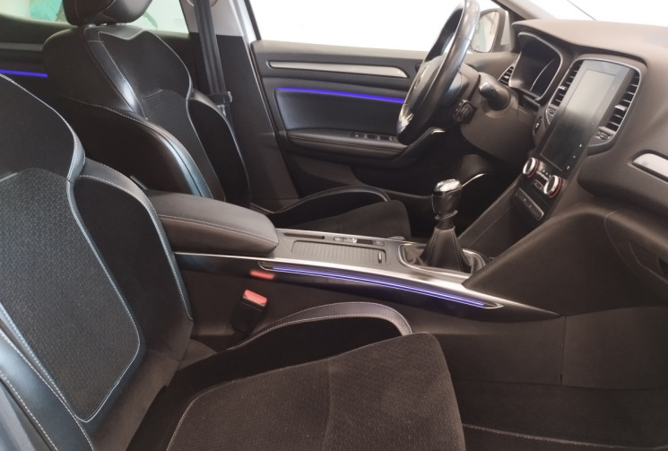 Renault Megane IV Hatchback 1.6 dCi 16V 130 cv INTENS