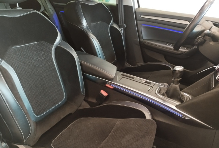 Renault Megane IV Hatchback 1.6 dCi 16V 130 cv INTENS