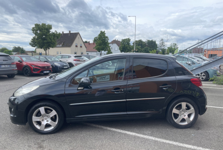 Peugeot 207 1.6 VTI 