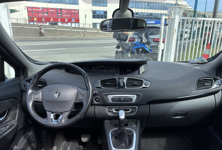 Renault Scénic III Phase 3 1.5 L DCI 110 Ch Lounge
