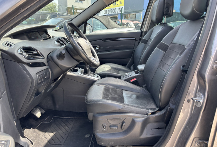 Renault Scénic III Phase 3 1.5 L DCI 110 Ch Lounge