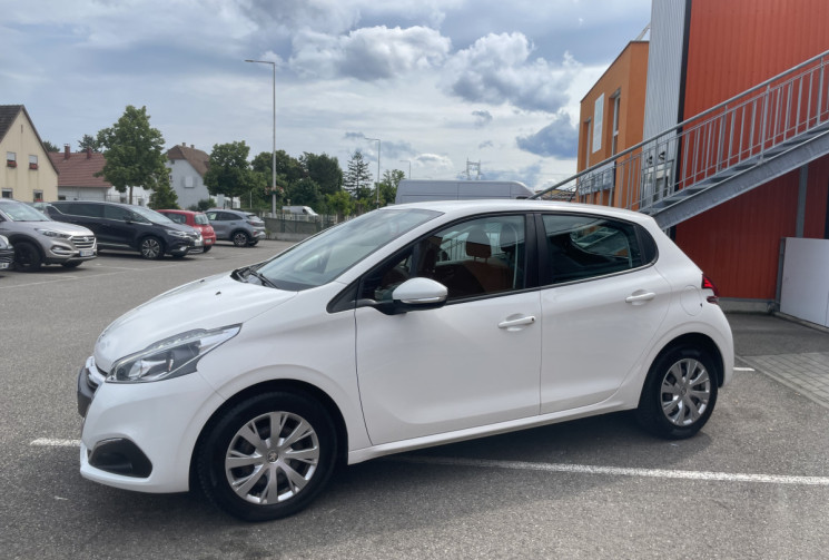 Peugeot 208 Business R 1.5 BlueHDi 100ch S&S Active 