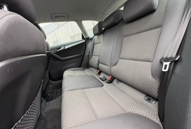 Audi A3 SPORTBACK SPORTBACK 1.8 TFSI S-TRONIC 160 AMBIENTE/ BOITE AUTOMATIQUE/ GARANTIE 12 MOIS