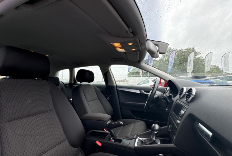 Audi A3 SPORTBACK SPORTBACK 1.8 TFSI S-TRONIC 160 AMBIENTE/ BOITE AUTOMATIQUE/ GARANTIE 12 MOIS