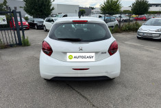 Peugeot 208 1.4 HDI / 68 CV / BUSINESS / 5 PLACES