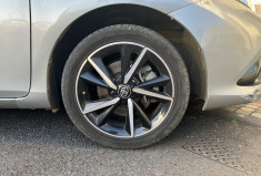 Toyota AURIS  Phase 2 Hatchback 1.8 VVT-i HSD CVT Hybride 136 cv COLLECTION