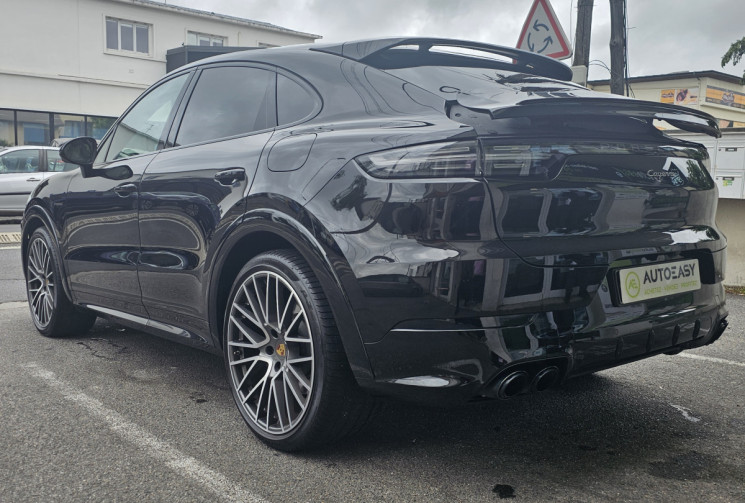 Porsche CAYENNE COUPE 3.0 V6 462ch E-Hybrid PLATINIUM