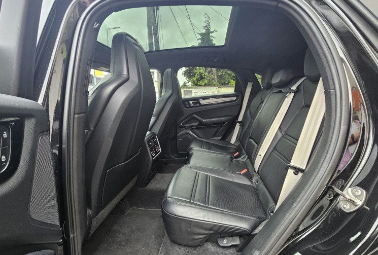 Porsche CAYENNE COUPE 3.0 V6 462ch E-Hybrid PLATINIUM