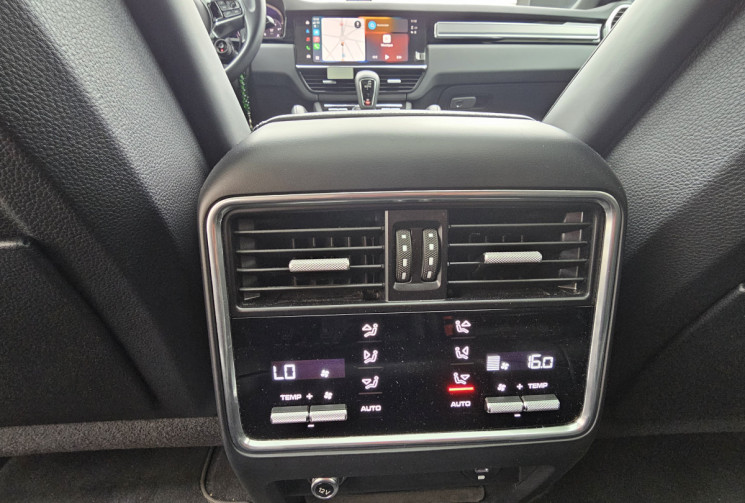 Porsche CAYENNE COUPE 3.0 V6 462ch E-Hybrid PLATINIUM