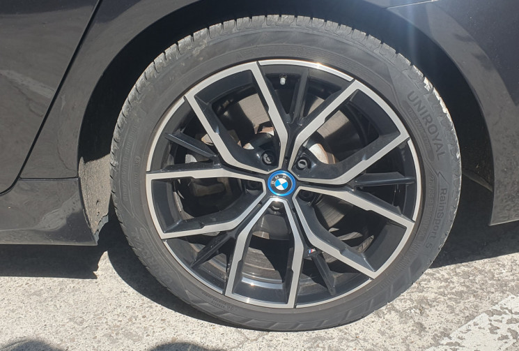 BMW Série 5 545e 3.0i 394 xDrive M-SPORT PLUG IN HYBRID BVA8 * Attelage origine électrique